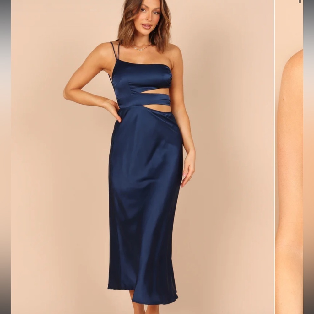 NWT Forelle One Shoulder Cut Out Midi Dress - Navy​​ - Picture 6 of 7